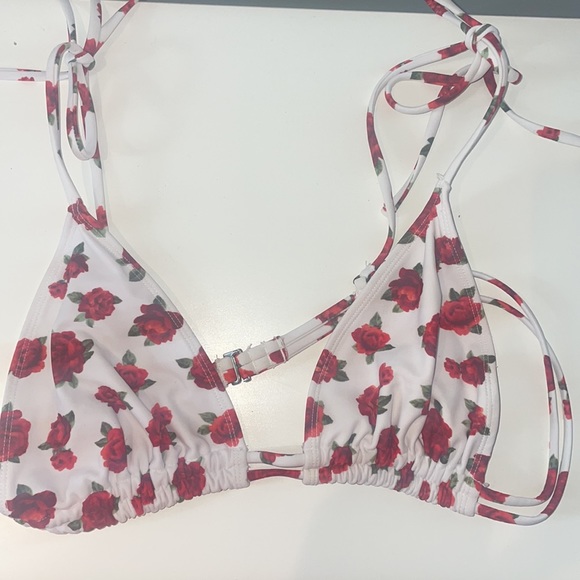 Forever 21 rose 🌹 bikini top - Picture 3 of 7